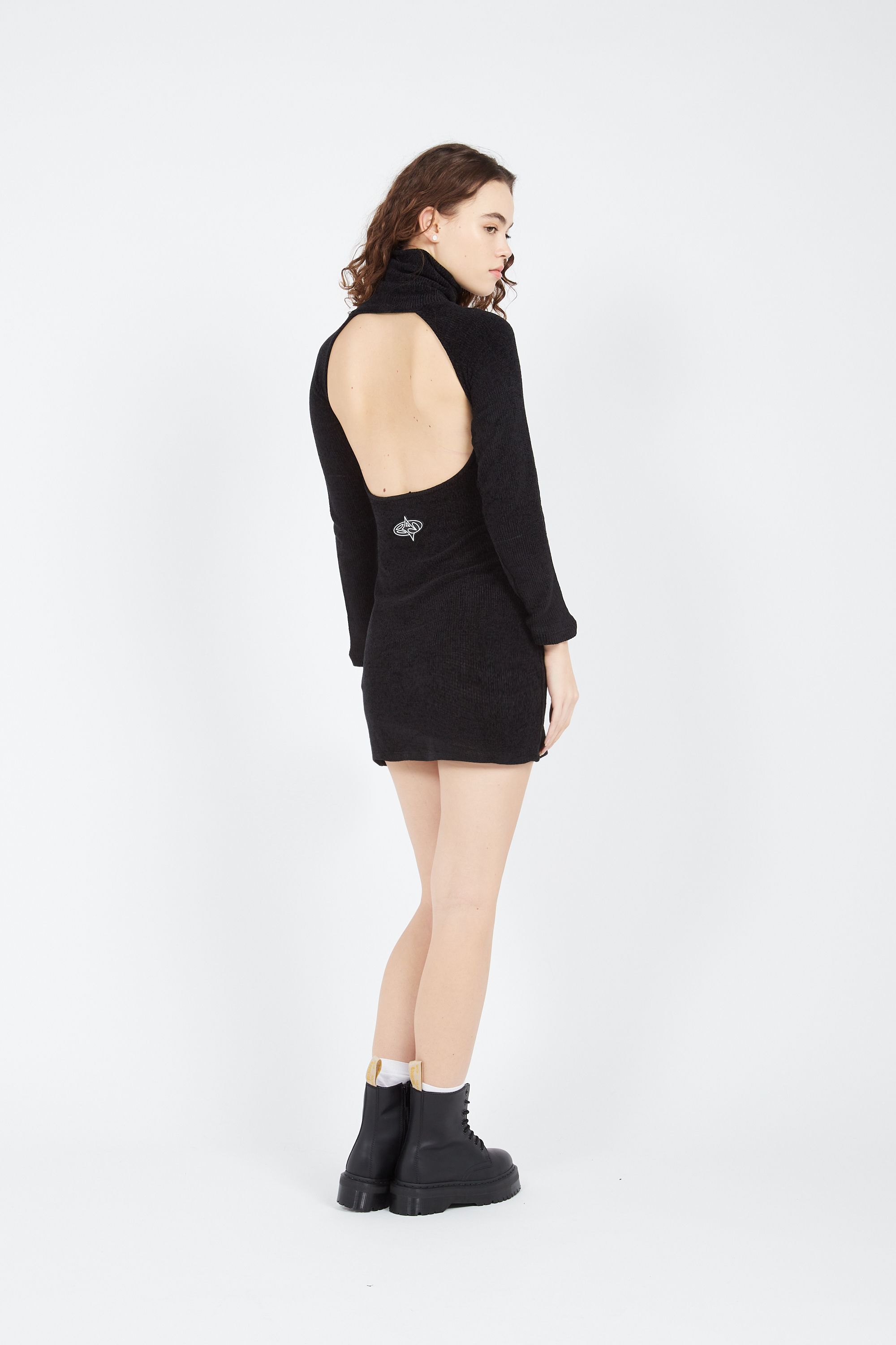 BASIC PLEASURE MODE Robe  THUNDER BODY Noir