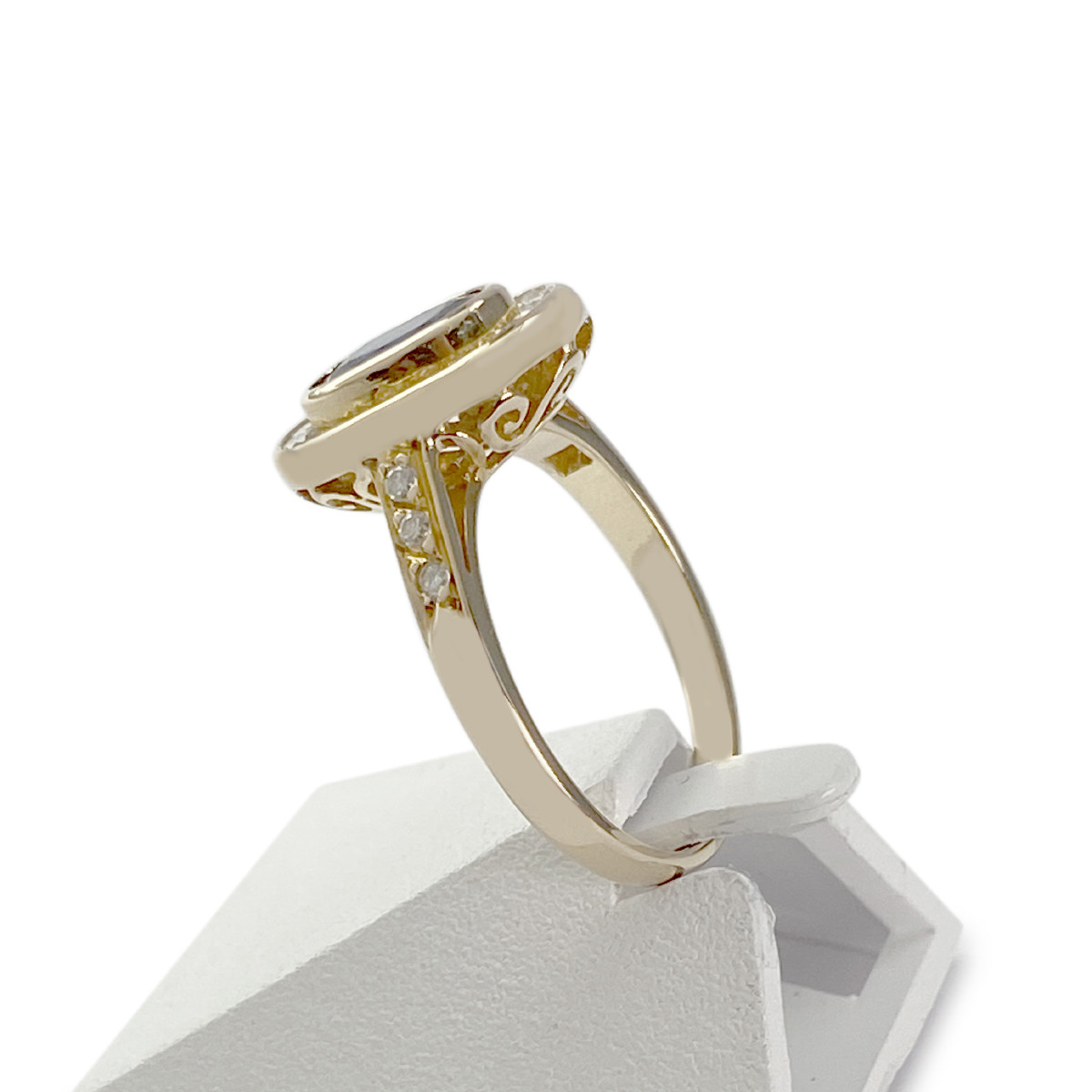 Bague d'occasion or 750 jaune diamants saphir