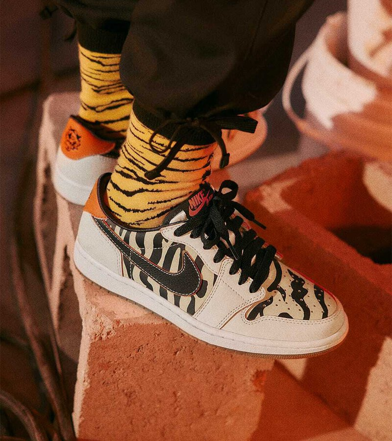 Jordan 1 Low OG Year of the Tiger
