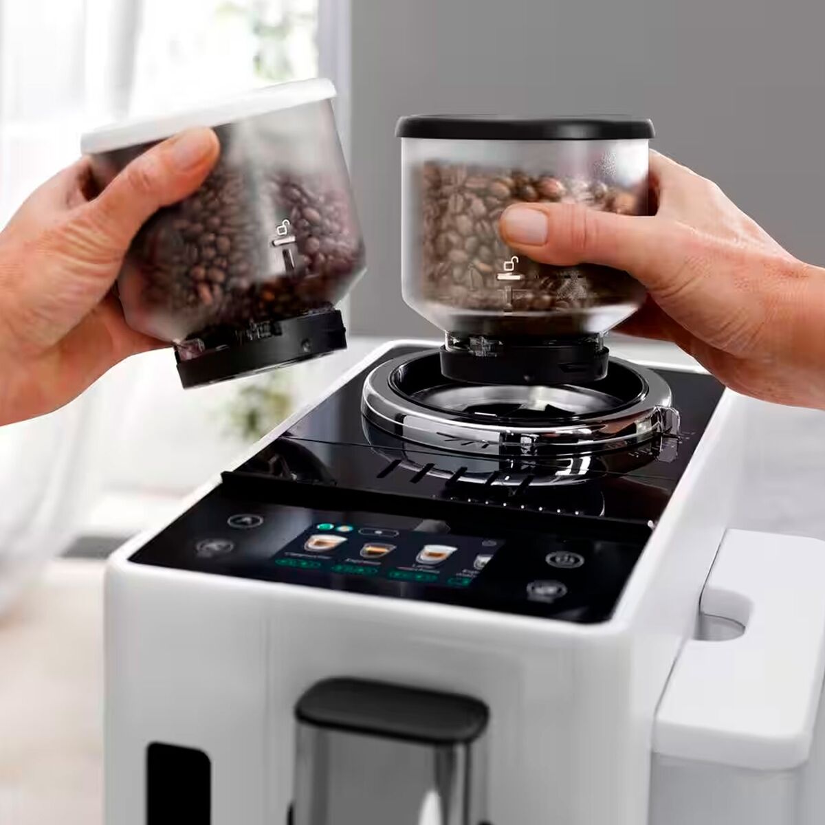 Delonghi Rivelia EXAM440.55.W Helautomatisk kaffemaskin, hvit