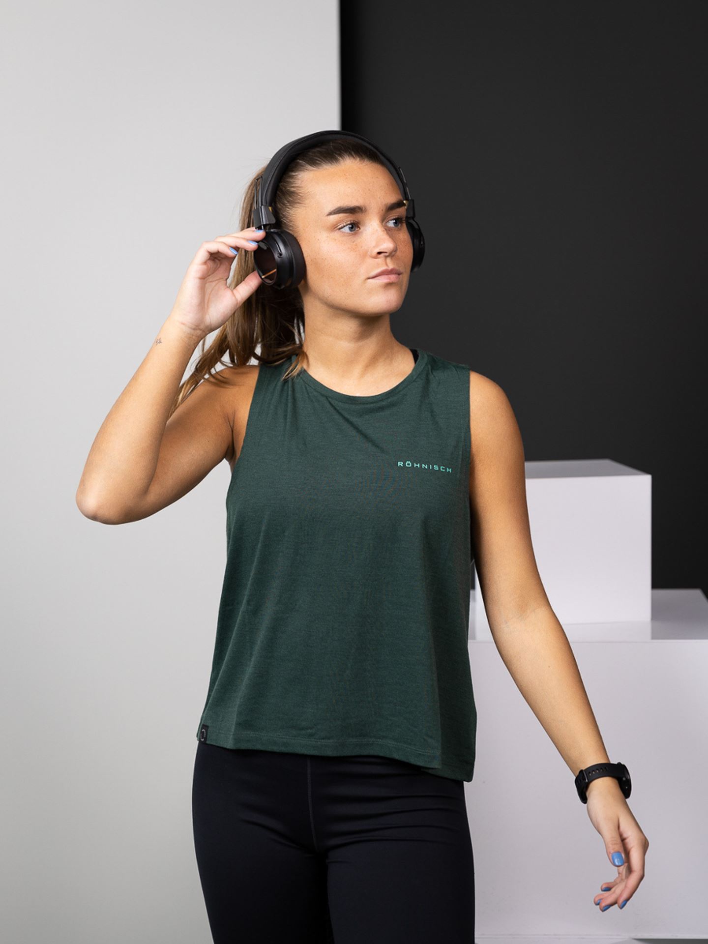 Clara Cropped Singlet