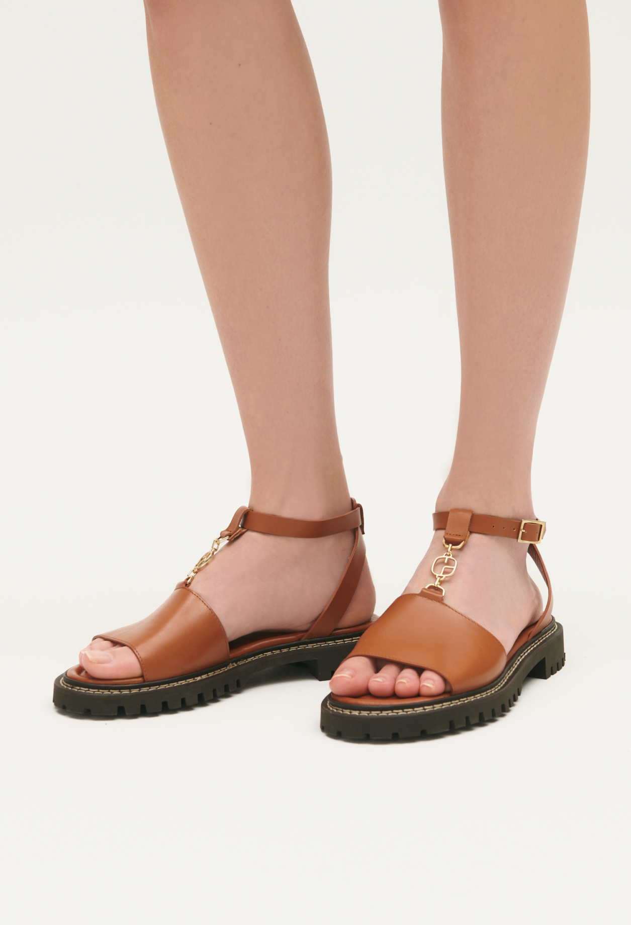 Sandales cuir caramel