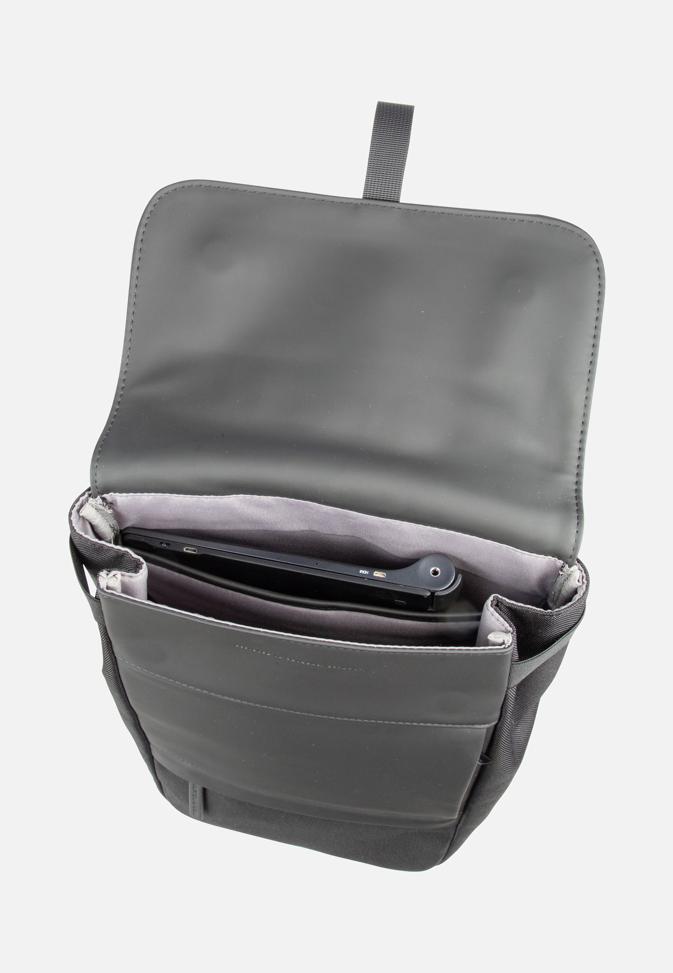 Fyn Small All Black - Rucksack