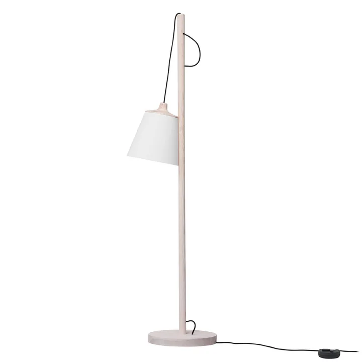 Muuto - Pull Stehleuchte, Eiche / weiss
