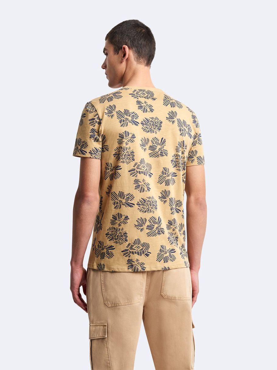 Tee-shirt col rond fleuri