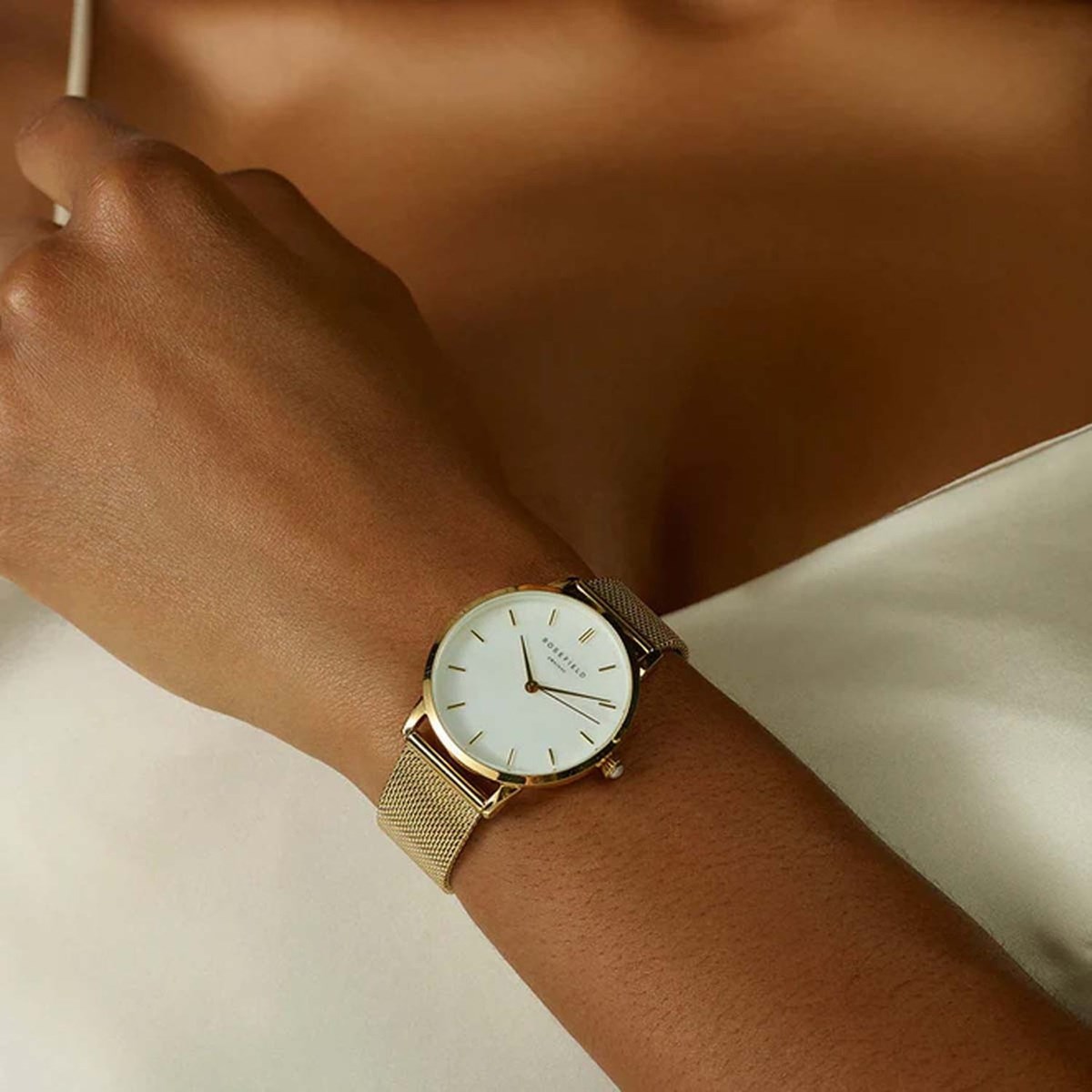 Montre femme Rosefield Pearl Edit maille milanaisedorée