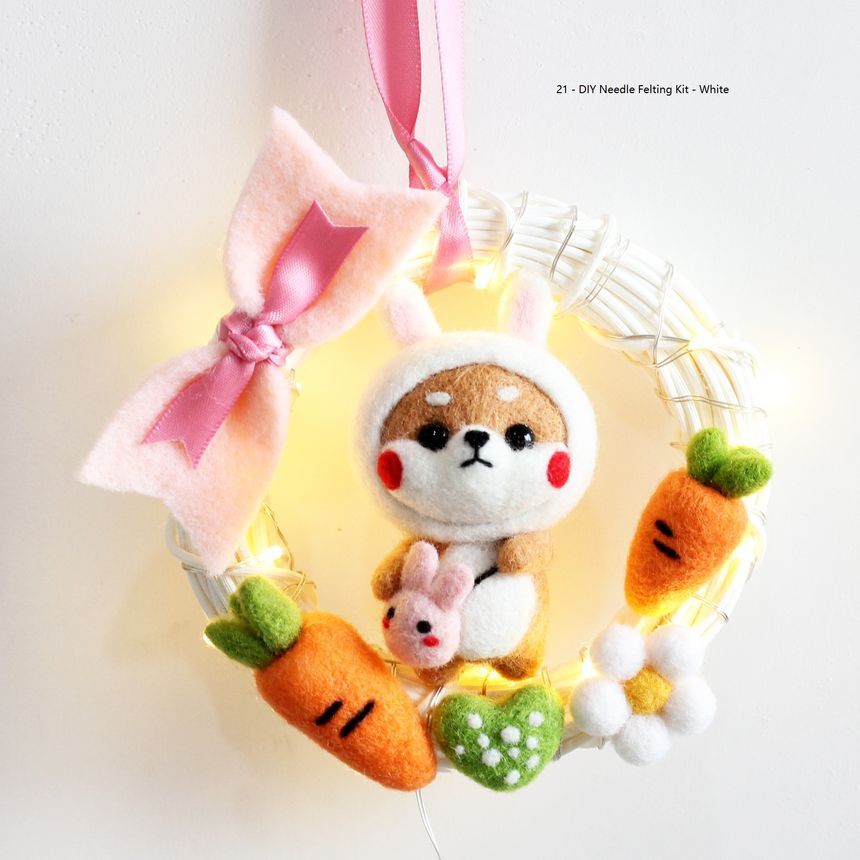 Embroidery Kingdom - DIY-naaldviltset met hangende dierendecoratie (verschillende ontwerpen)