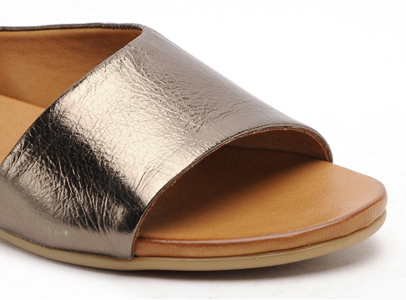 Coco abricot nu pieds plats femme mecet bronze