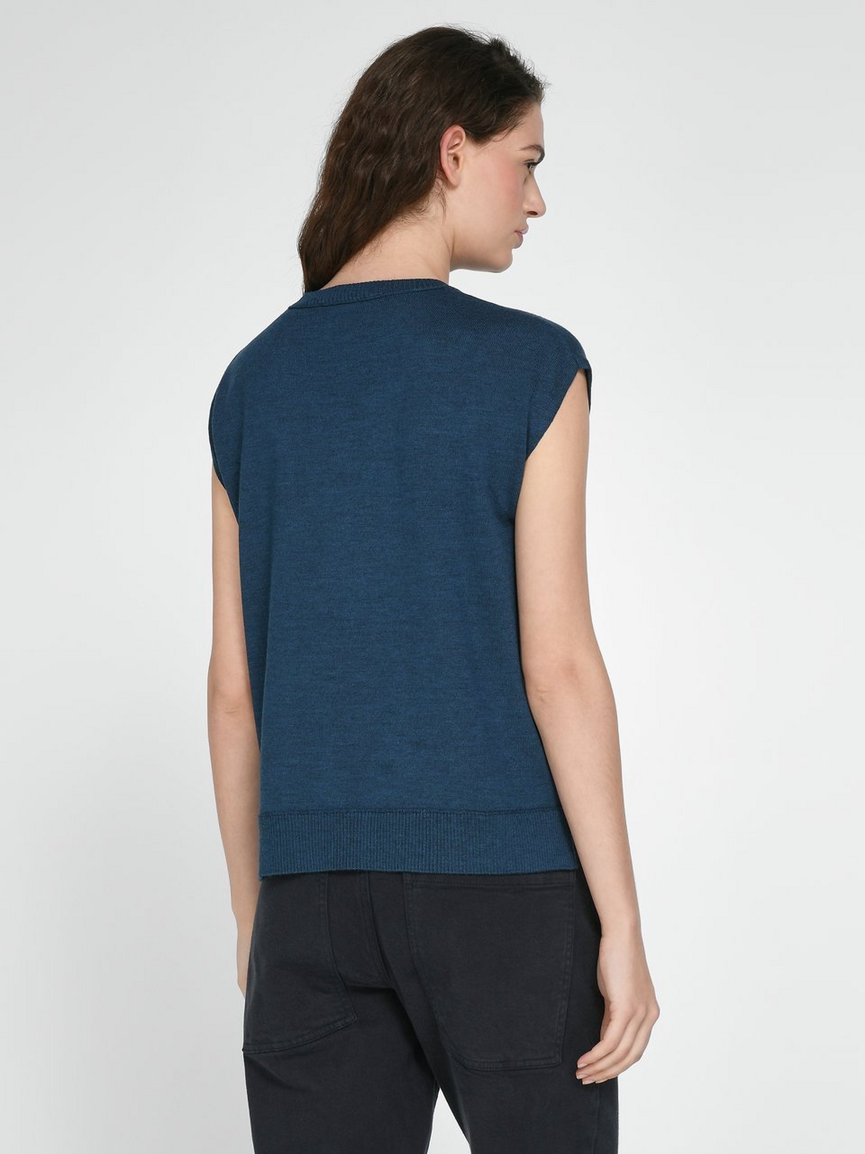 Pullunder aus 100% Schurwolle Biella Yarn
