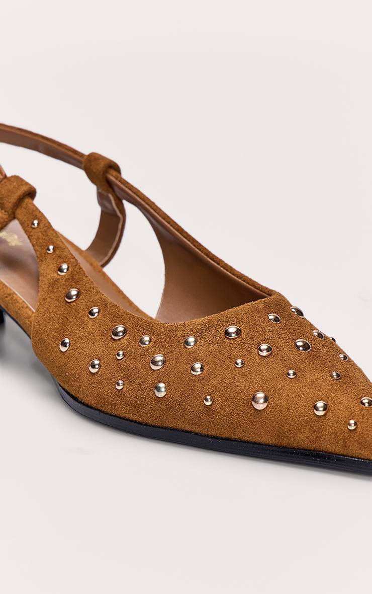 Marron Escarpins À Talon Chaton En Synthétiquecuir Verni Avec Détails Cloutés