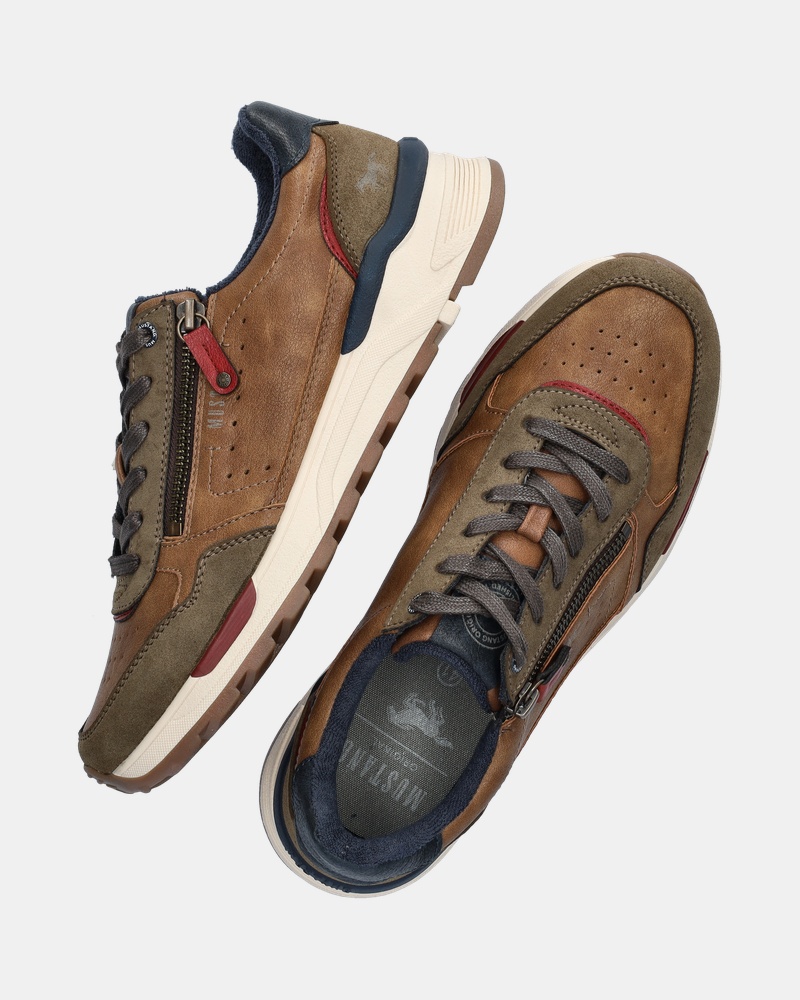 Mustang Lage sneakers  - bruin