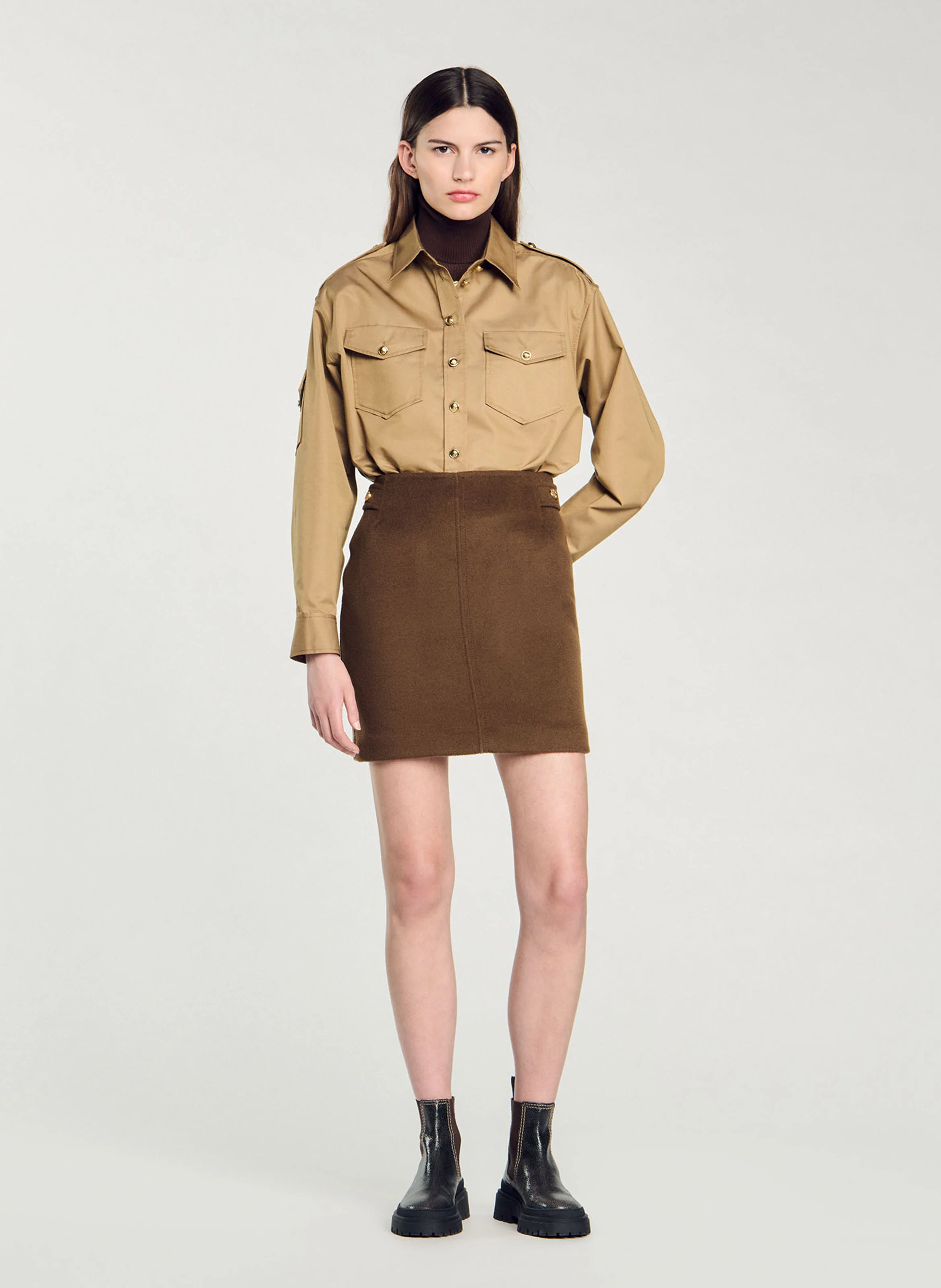 Jupe courte en laine double face | Kaki