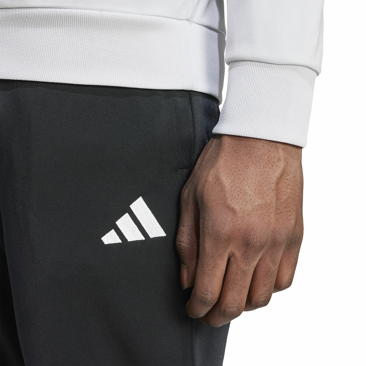 ROUPAS ESPORTIVAS ADIDAS<br>Roupa de treino