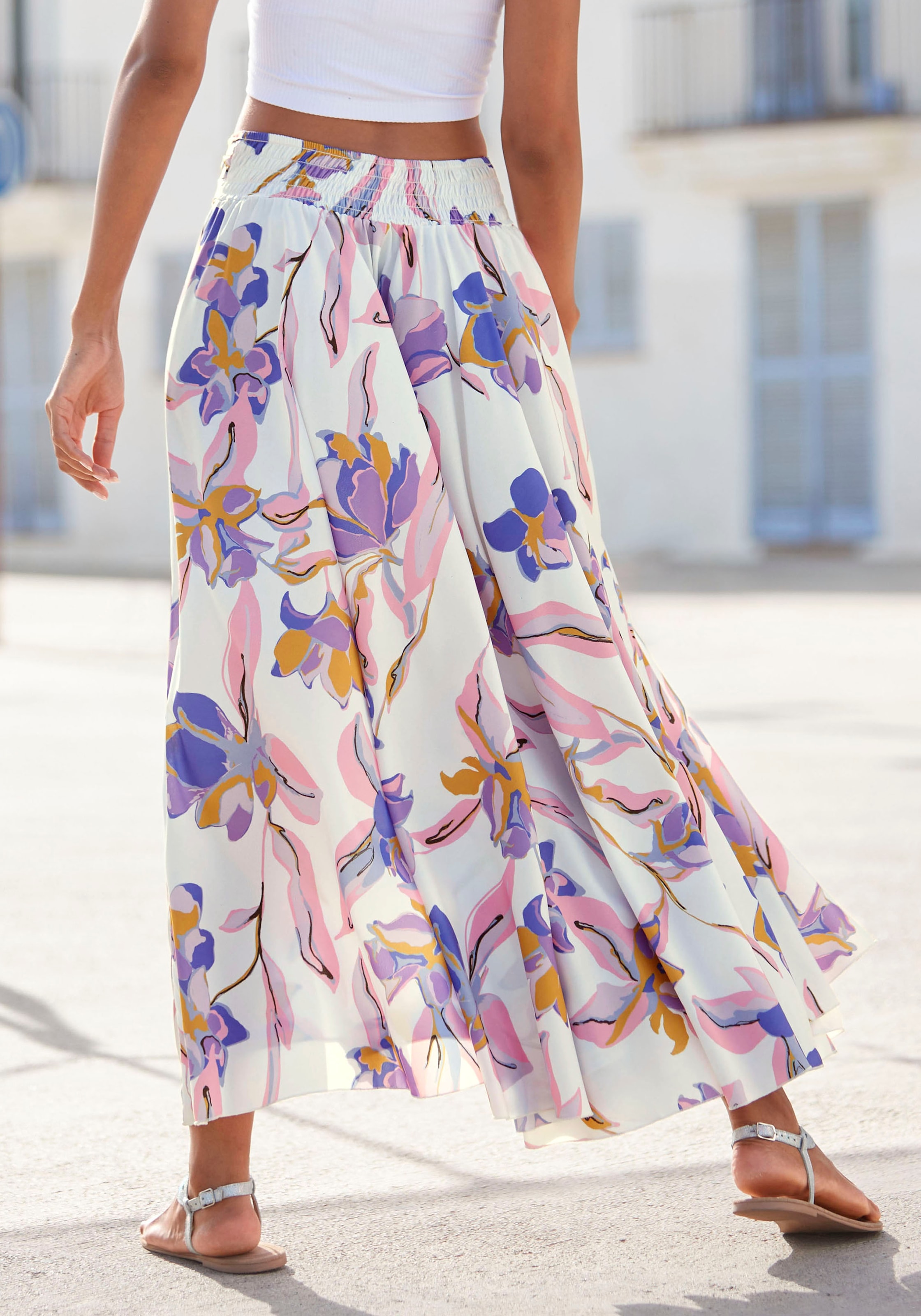 LASCANA Hosenrock , mit floralem Alloverdruck, Culotte, extraweites Bein