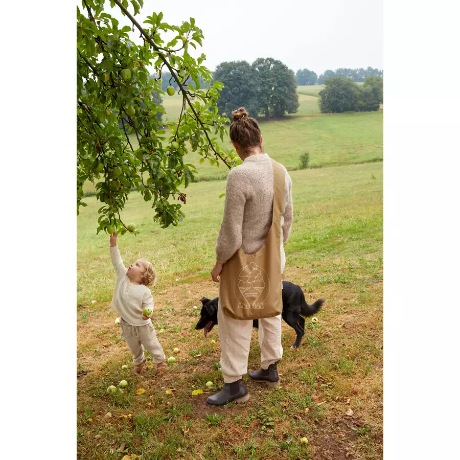 LÄSSIG Umhängetasche Green Label Charity Shopper Tree curry