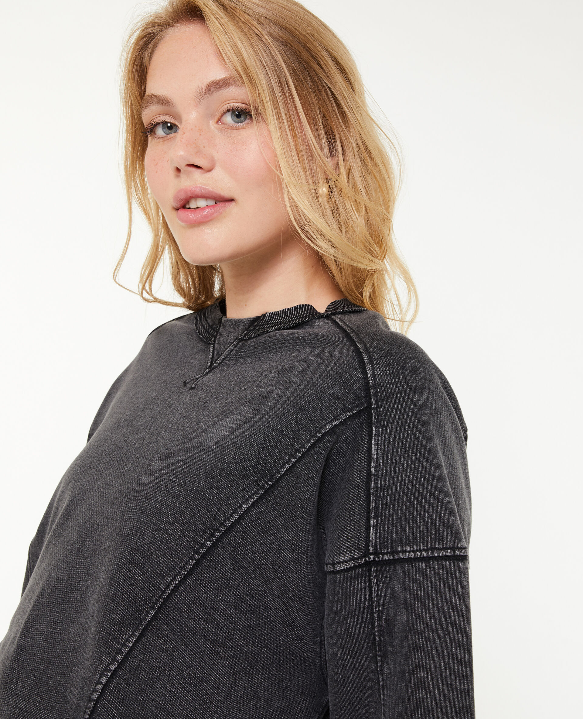 Sweat loose avec jeux de coutures - Gris foncé