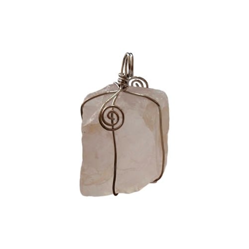 Pendentif brut enchassé cristal de roche
