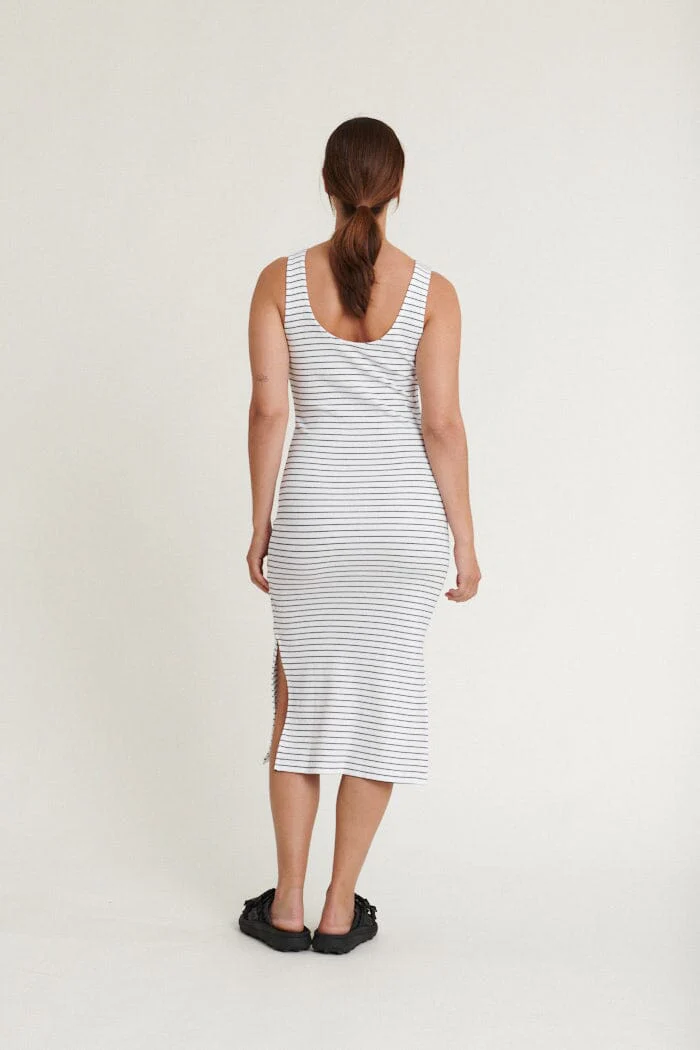Basic Apparel Ludmilla Openback Dress 702 bright white black