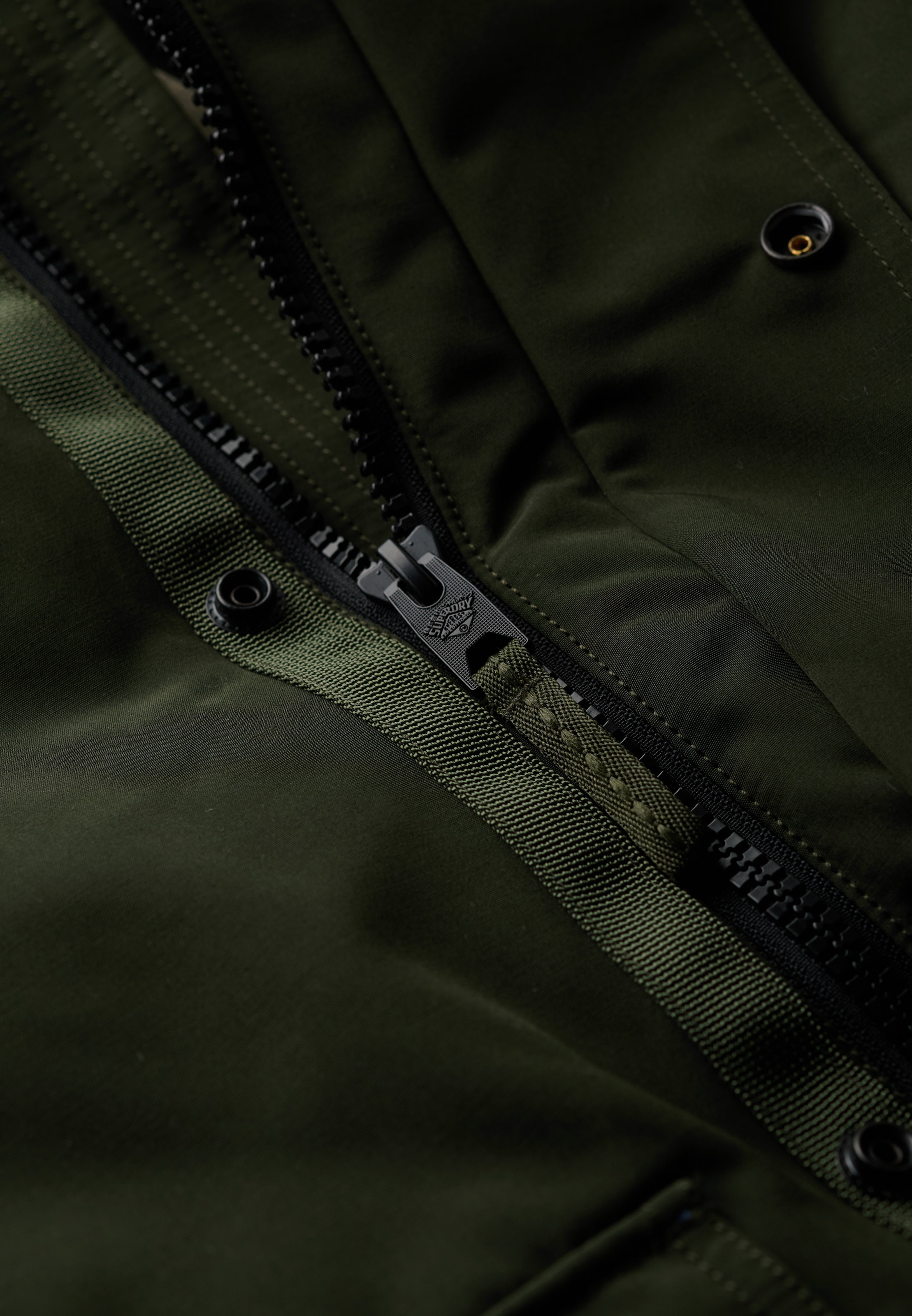 Superdry Steppjacke »EVEREST FAUX FUR BOMBER JACKET« mit Kapuze