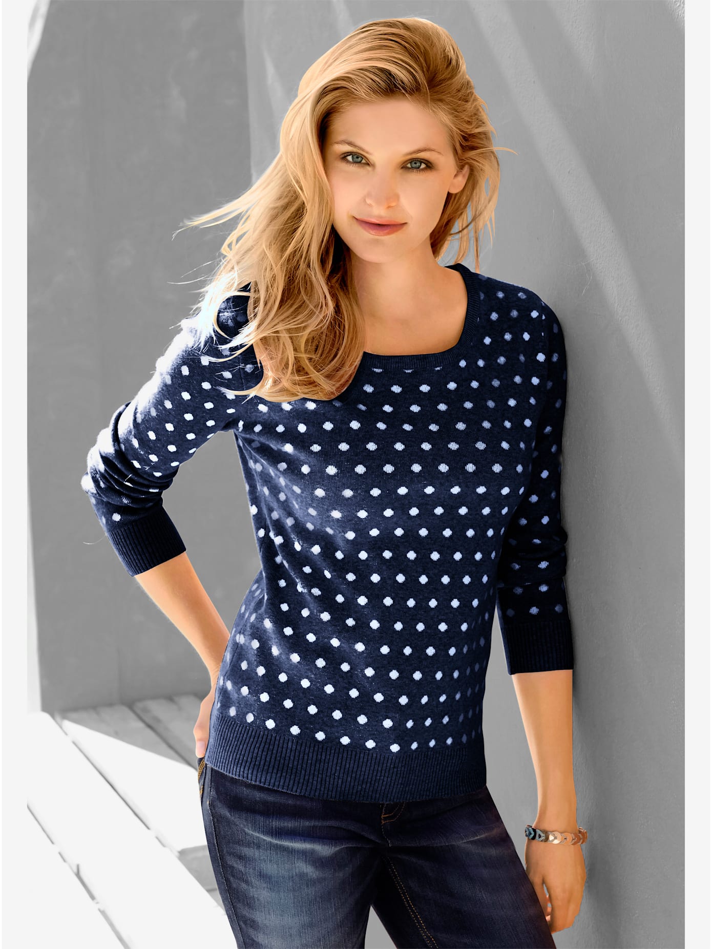 Pull à pois manches longues en jacquard