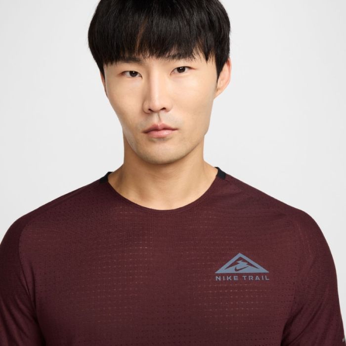 Nike Herre T-shirts Dri-FIT Solar Chase Short Sleeve Tee Rød