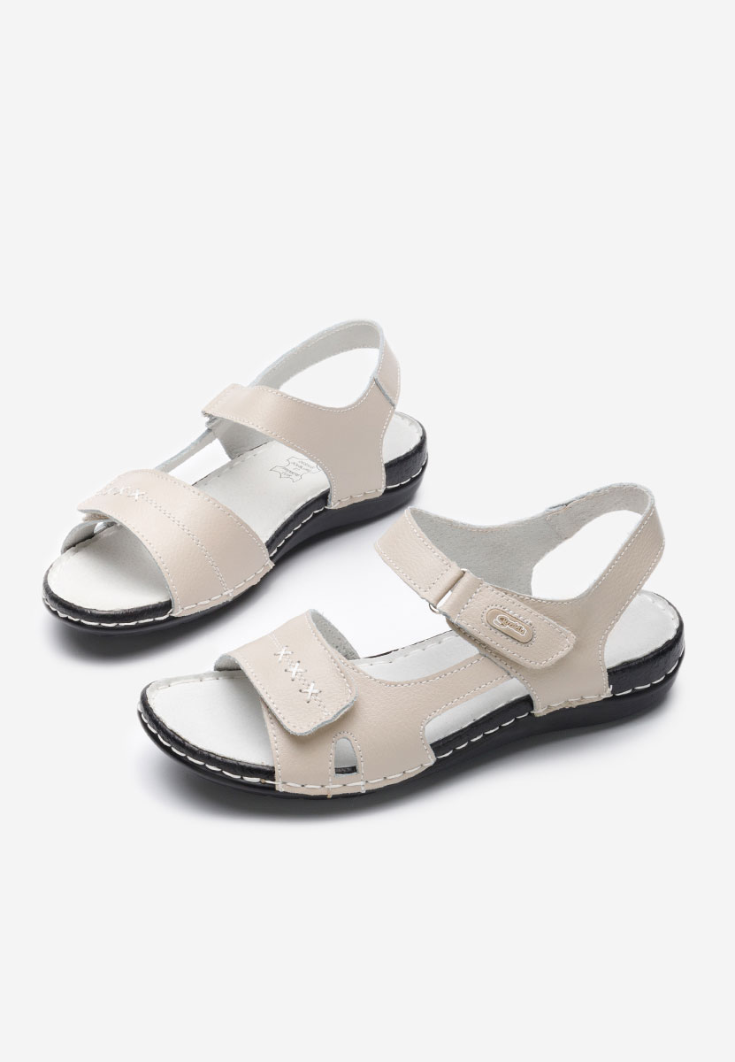 Sandales en cuir femme beige Suredelle