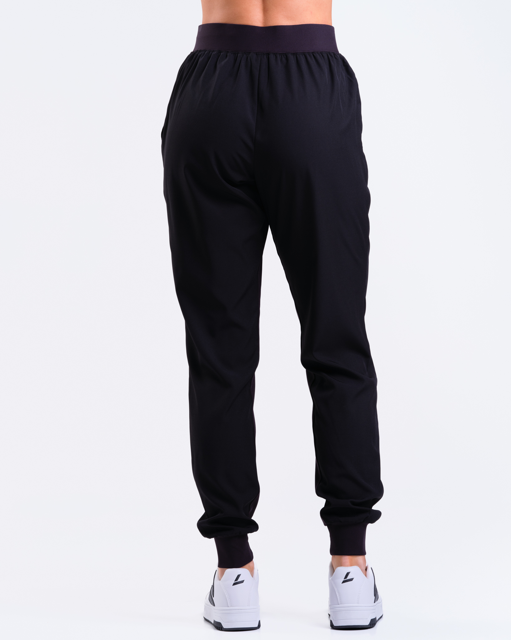 LEVITY Stellar Rib Pant Black Beauty
