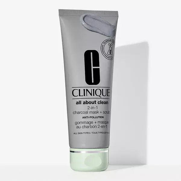 Clinique All About Clean 2 em 1 Esfoliante e Máscara de Carvão 100ml