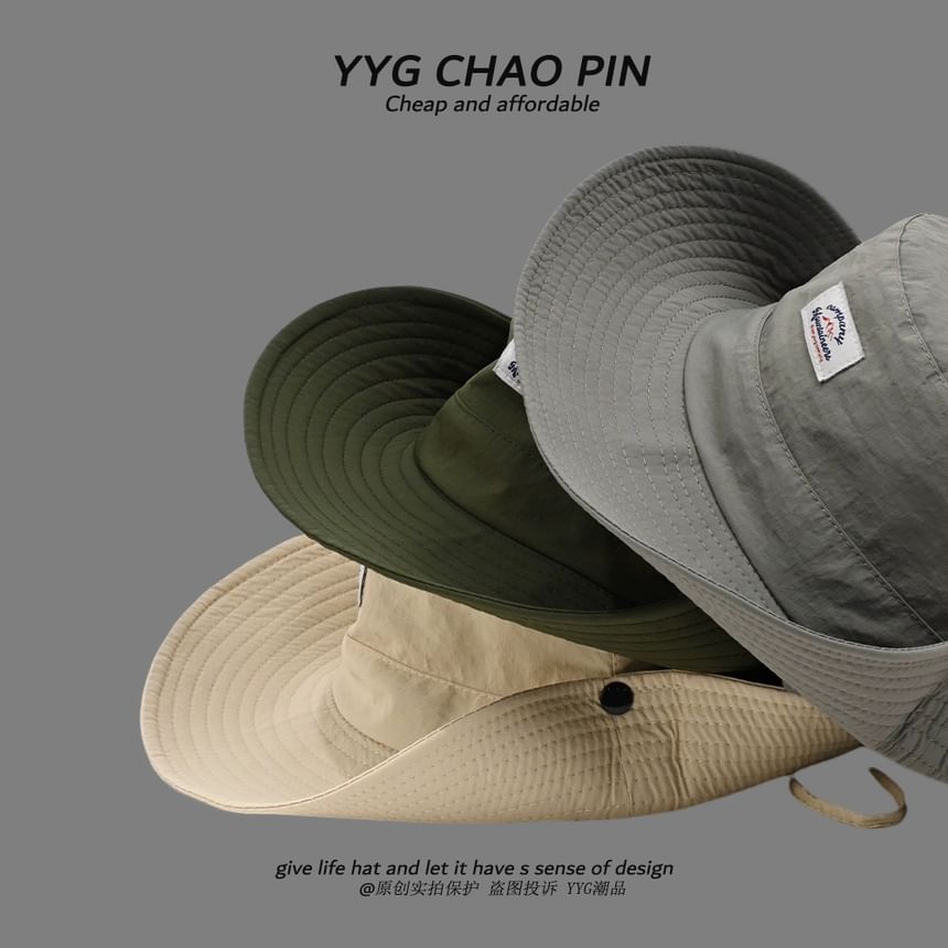 Alpha Kiss - Letterapplicatie Boonie Hat