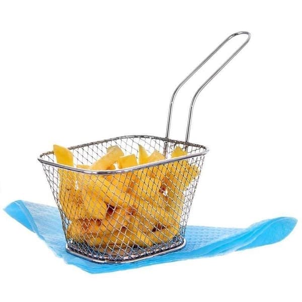Kurv med håndtak for elegant servering av pommes frites og grønnsaker