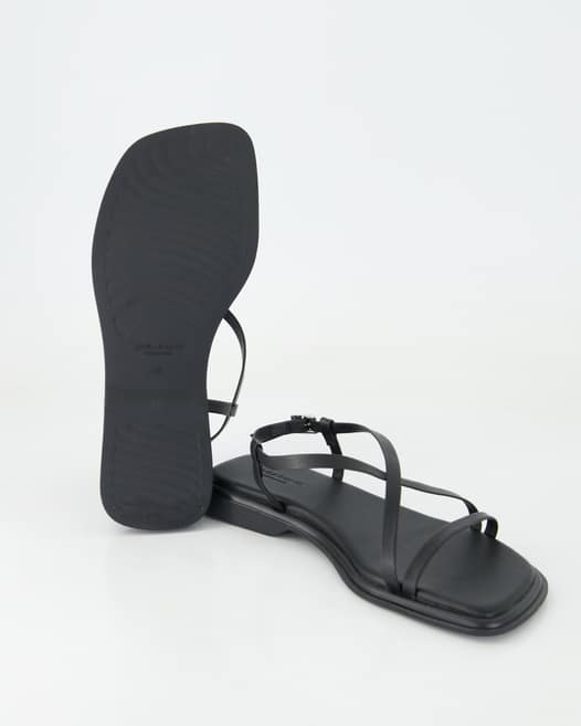 Vagabond Izzy Sandalen in Schwarz