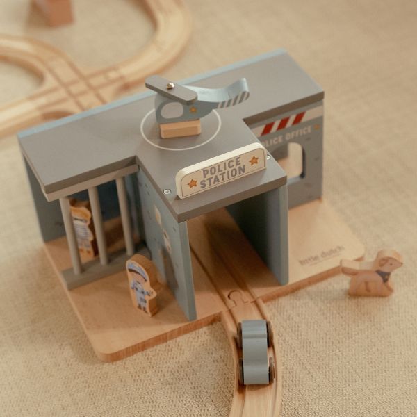 Little Dutch Politiebureau – Hout