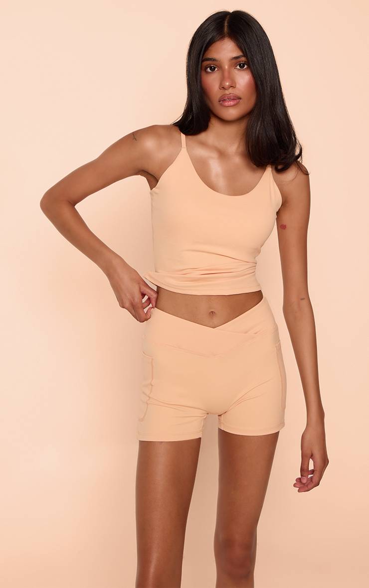 Pêche Short De Sport Sculptant À Taille Croisée