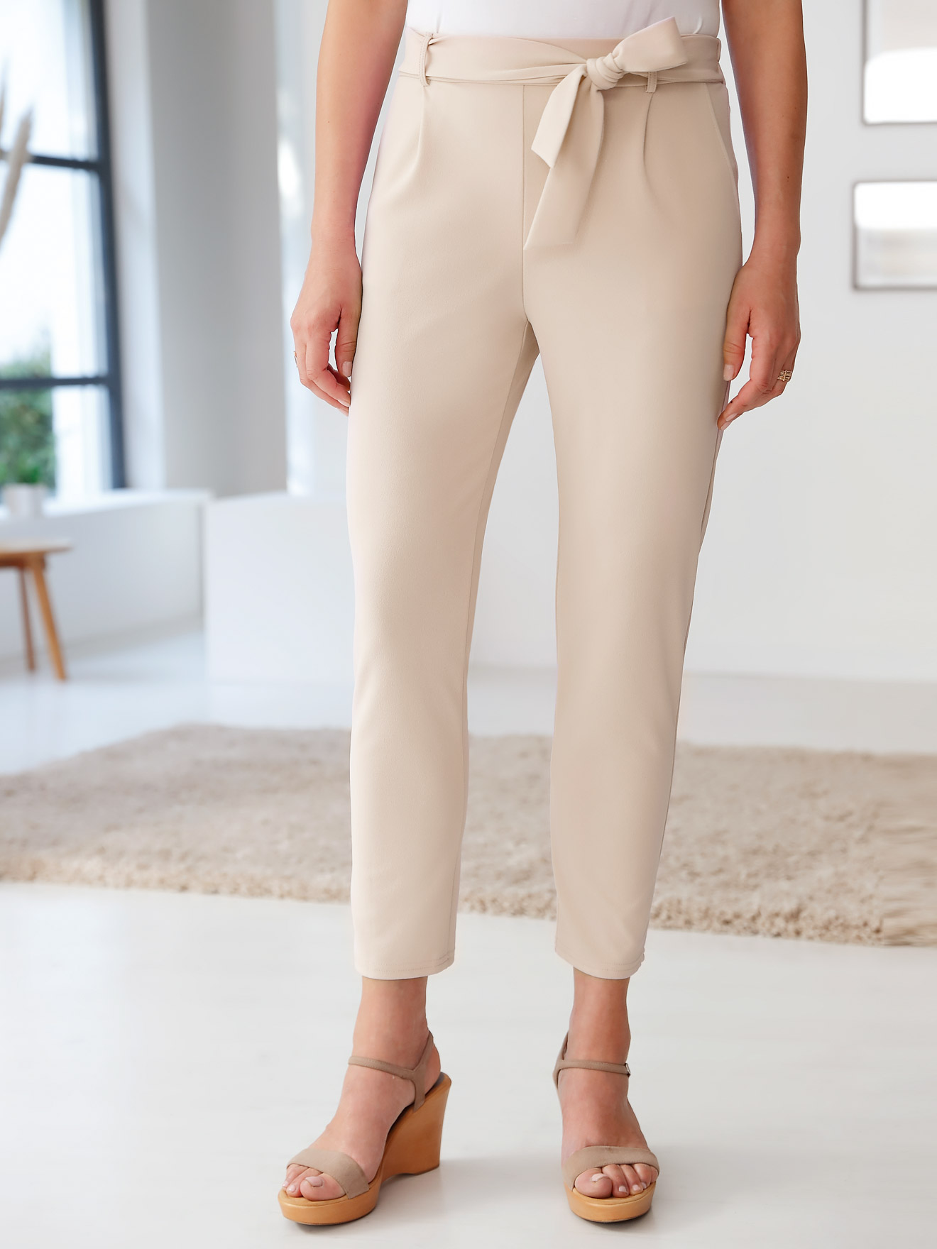 Pantalon élastiqué en maille