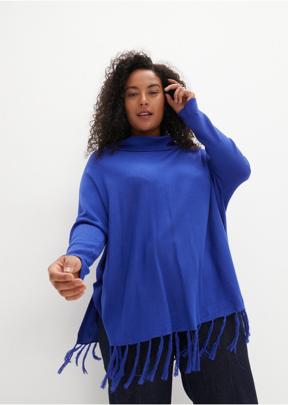 Pull avec franges à la base