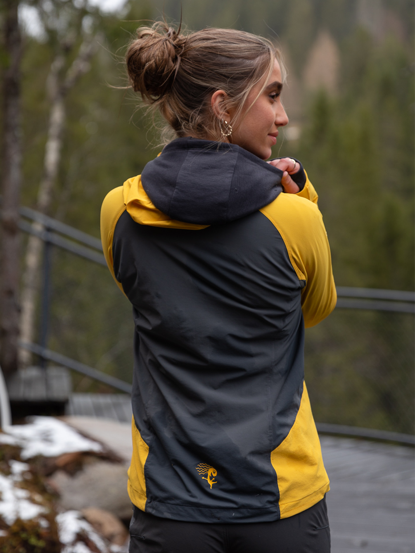 Cecilie Mountain Softshell Jacket