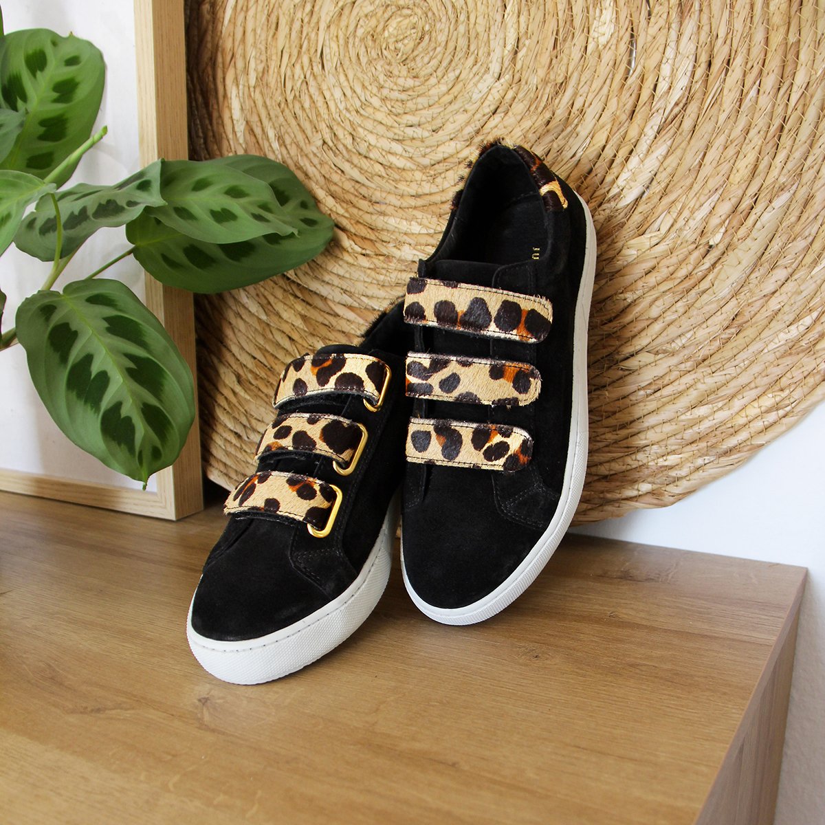 Baskets à scratch cuir daim | Noir