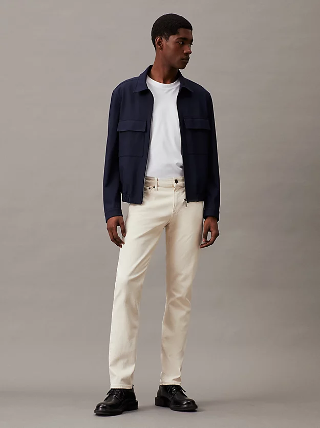calça jeans justa