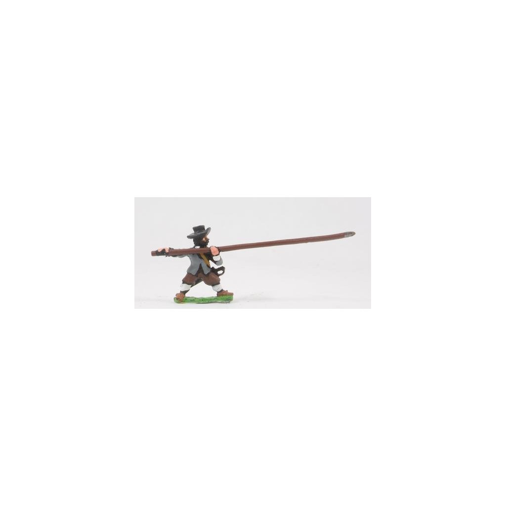 ECW: Medium Pikemen in Hats, pike forward