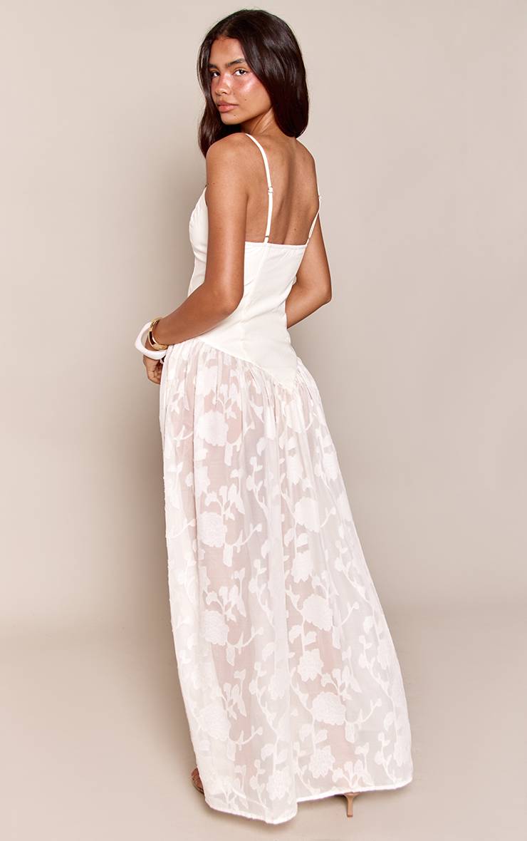 Crème Robe Maxi À Bretelles Avec Jupe Dévorée Florale