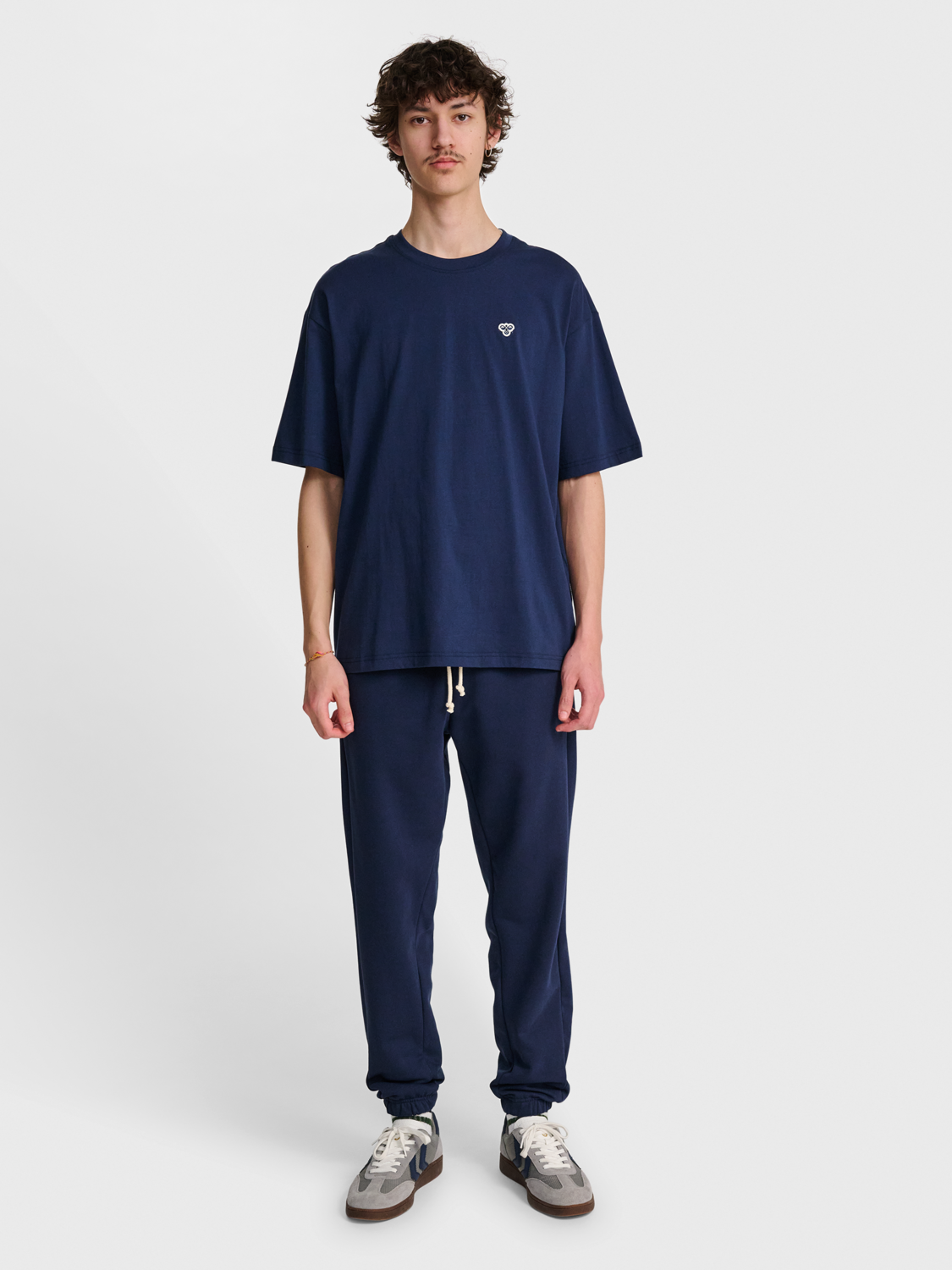 hmlLOOSE T-SHIRT BEE S/S