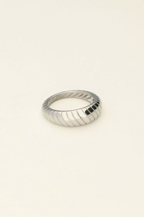 Universe ring met ribbels
