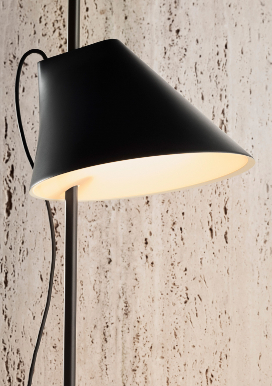 Louis Poulsen Yuh wandlamp LED zwart