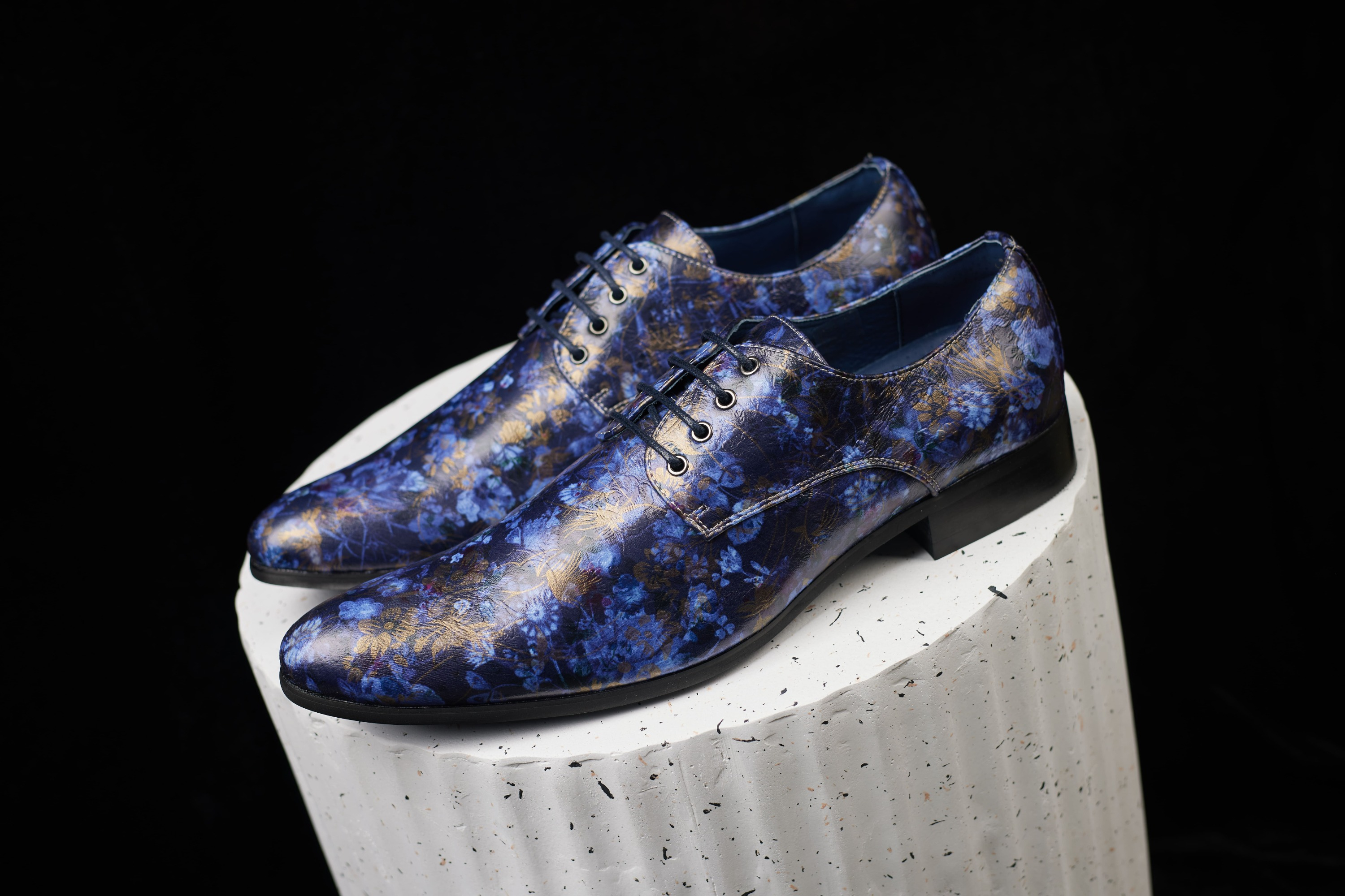 The Blue Botanist