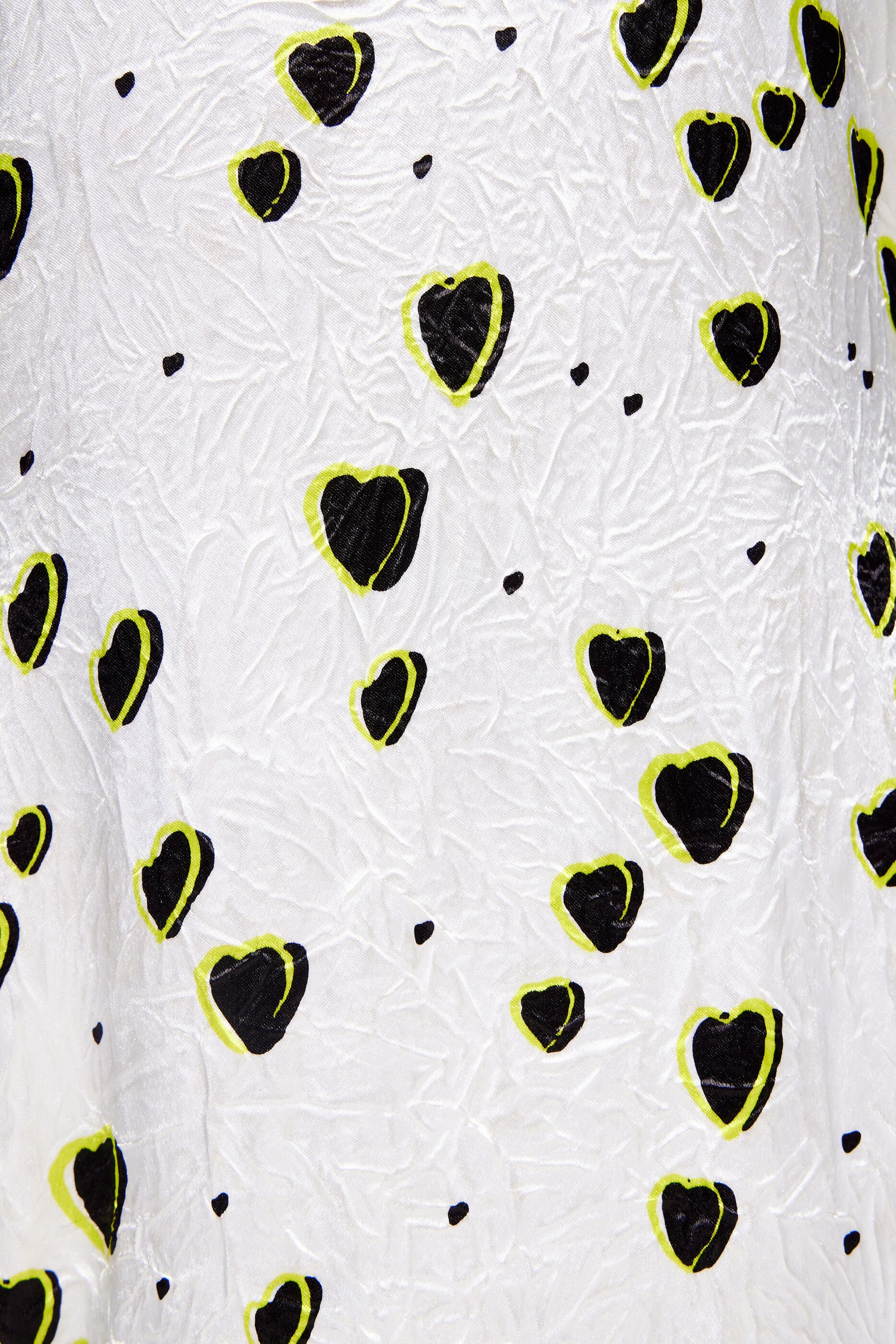 Vestido midi fluido com estampa de pequenos corações