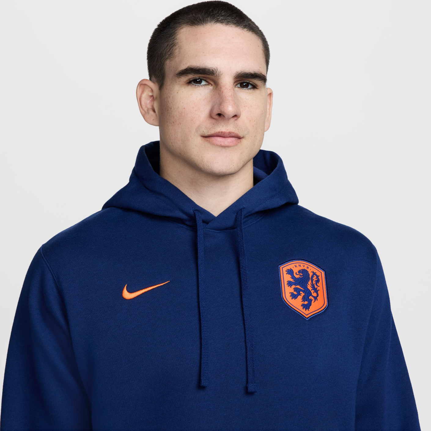 Nike Nederland Sportswear Club Hoodie Trainingspak 2024-2026 Blauw Oranje