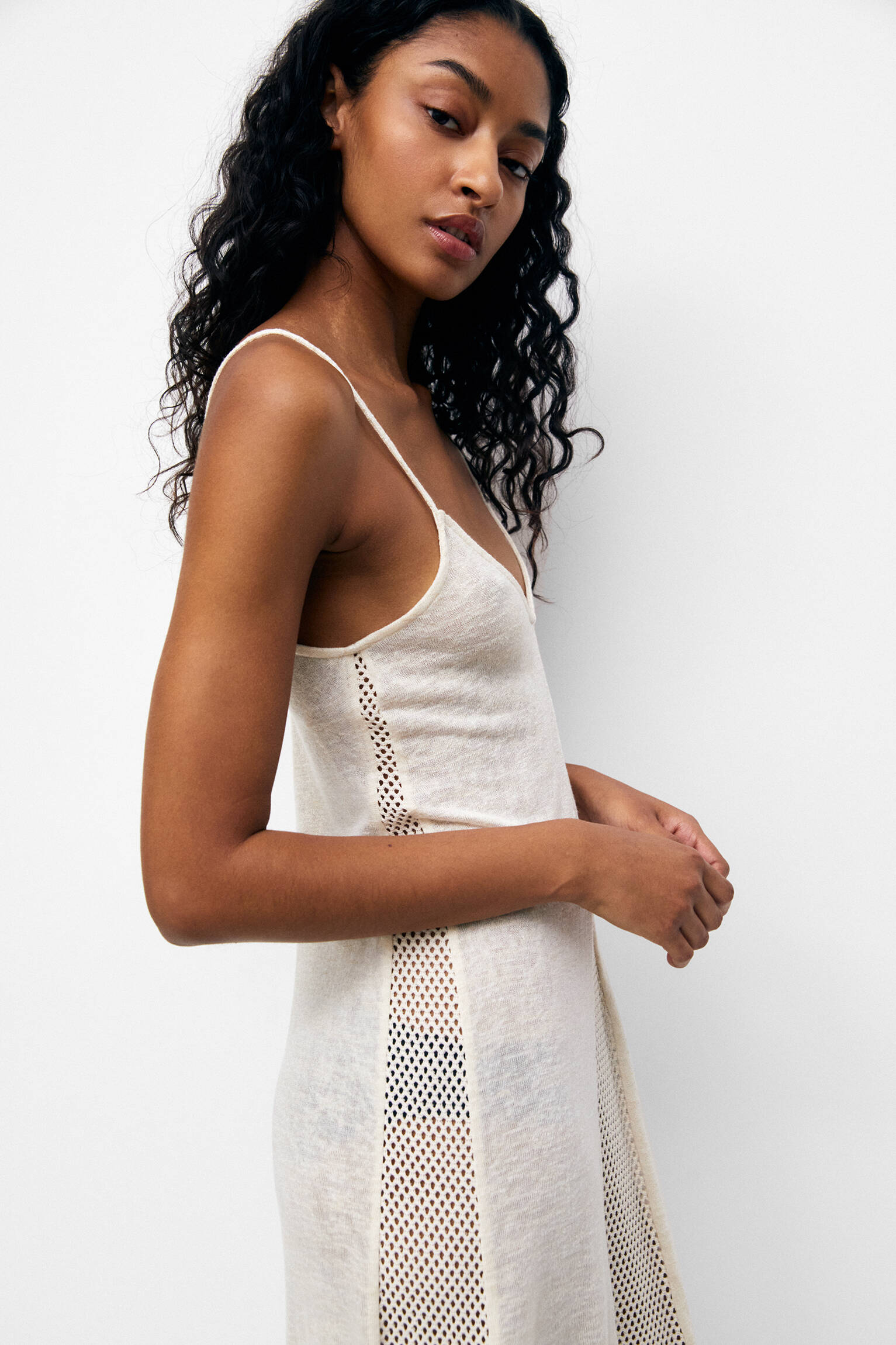 VESTIDO MIDI COM DETALHES EM CROCHÊ - NATURAL
