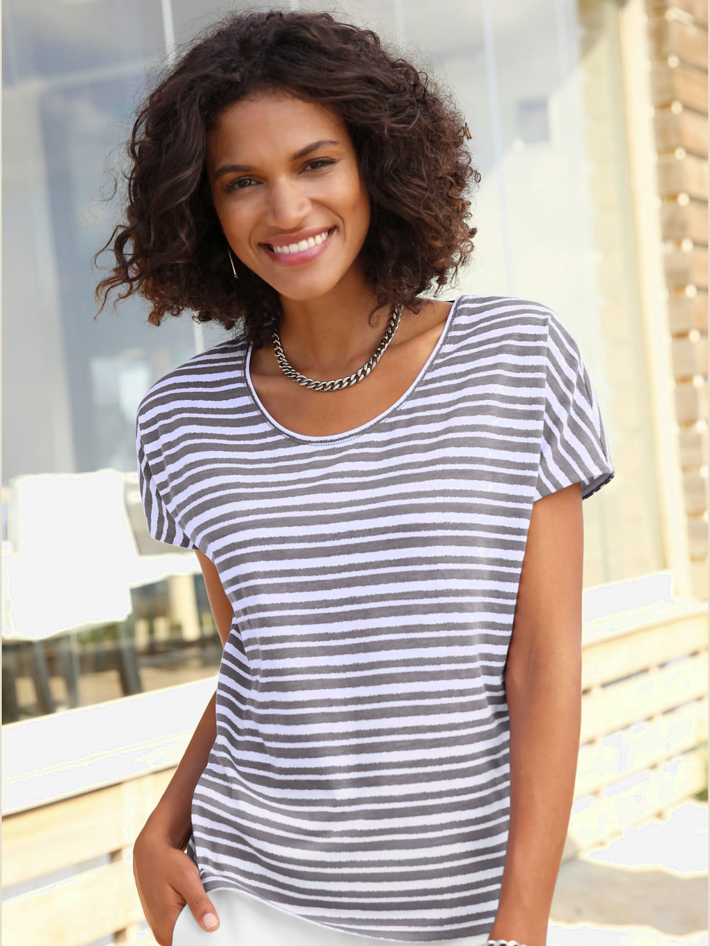 T-shirt femme col rond classique à rayures