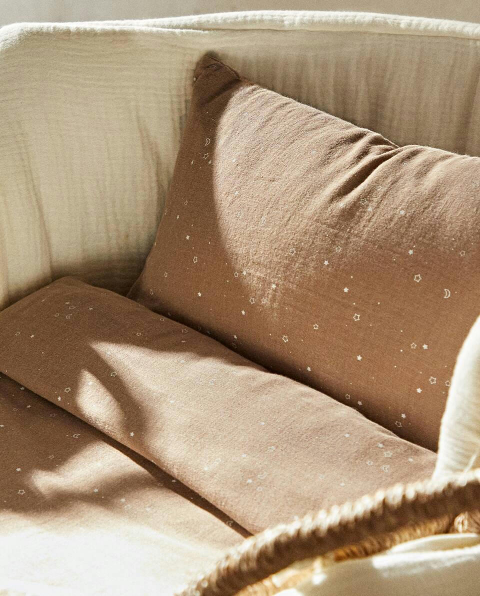 Conjunto de capa de edredom com estampa de luas e estrelas