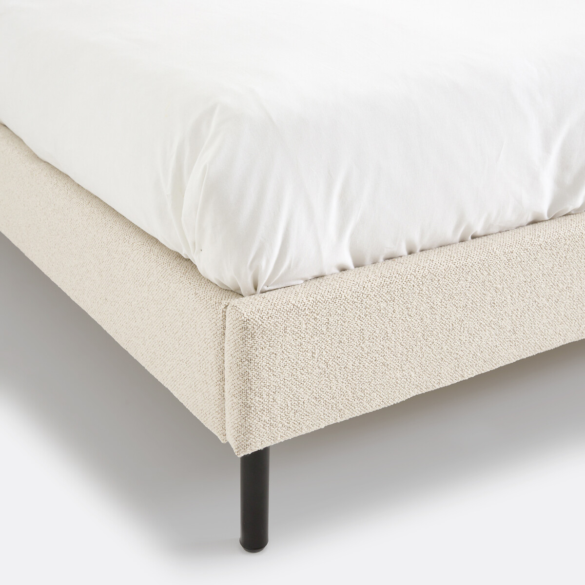 LA REDOUTE INTERIEURS<br>Cama estofada em tecido bouclette, com base de ripas, Conto